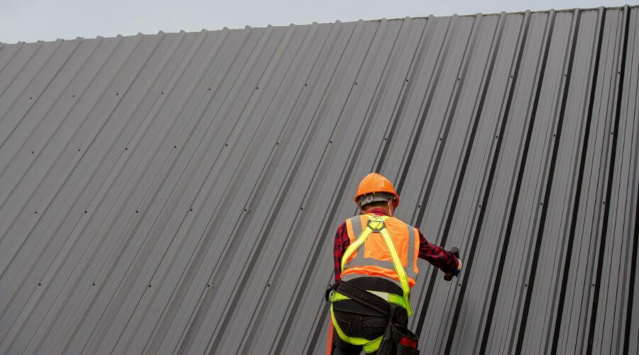 Professional metal roof installation services in Tygh Valley, OR
